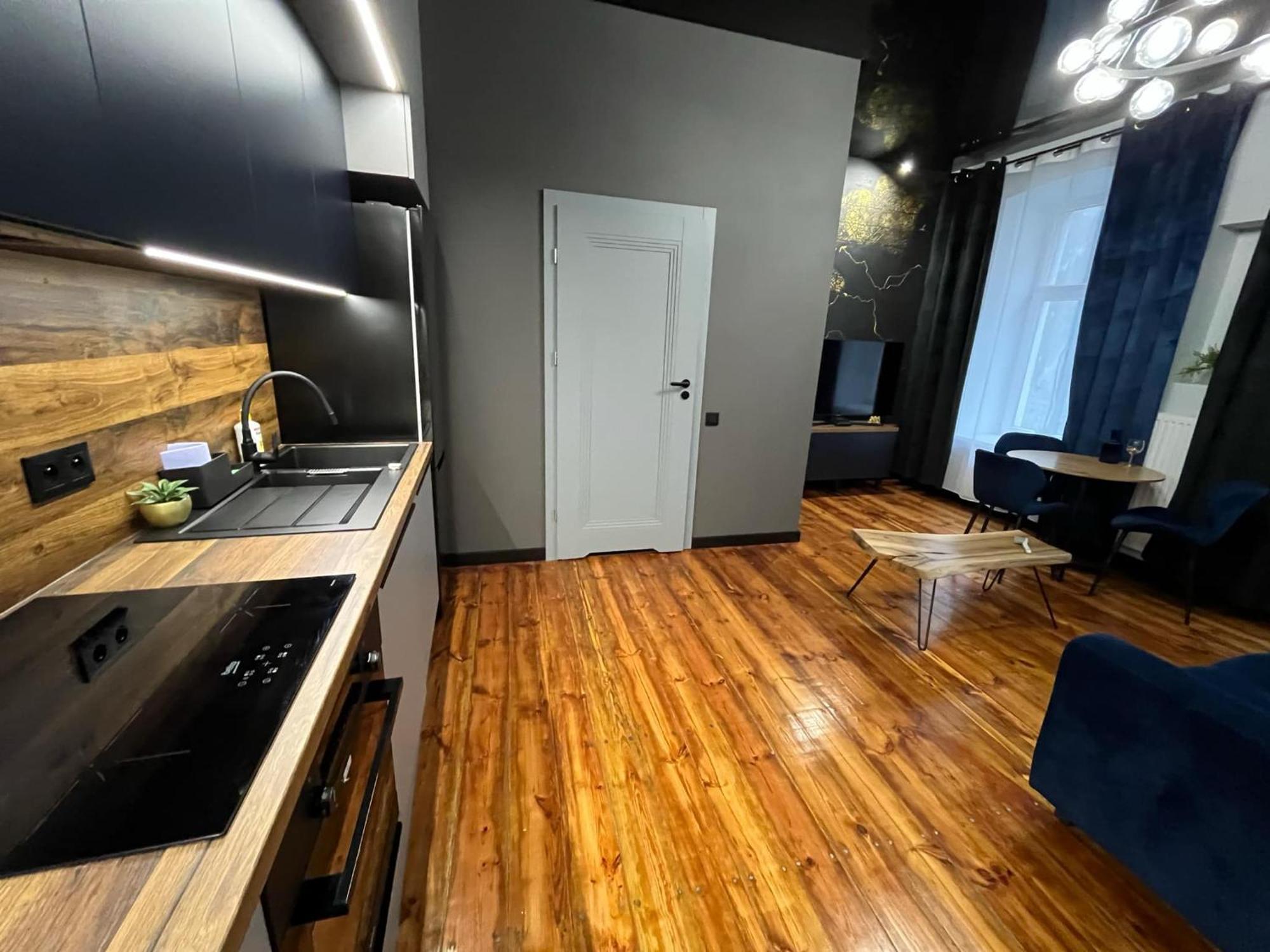 Hola Apartamenty Piotrkowska وودج المظهر الخارجي الصورة