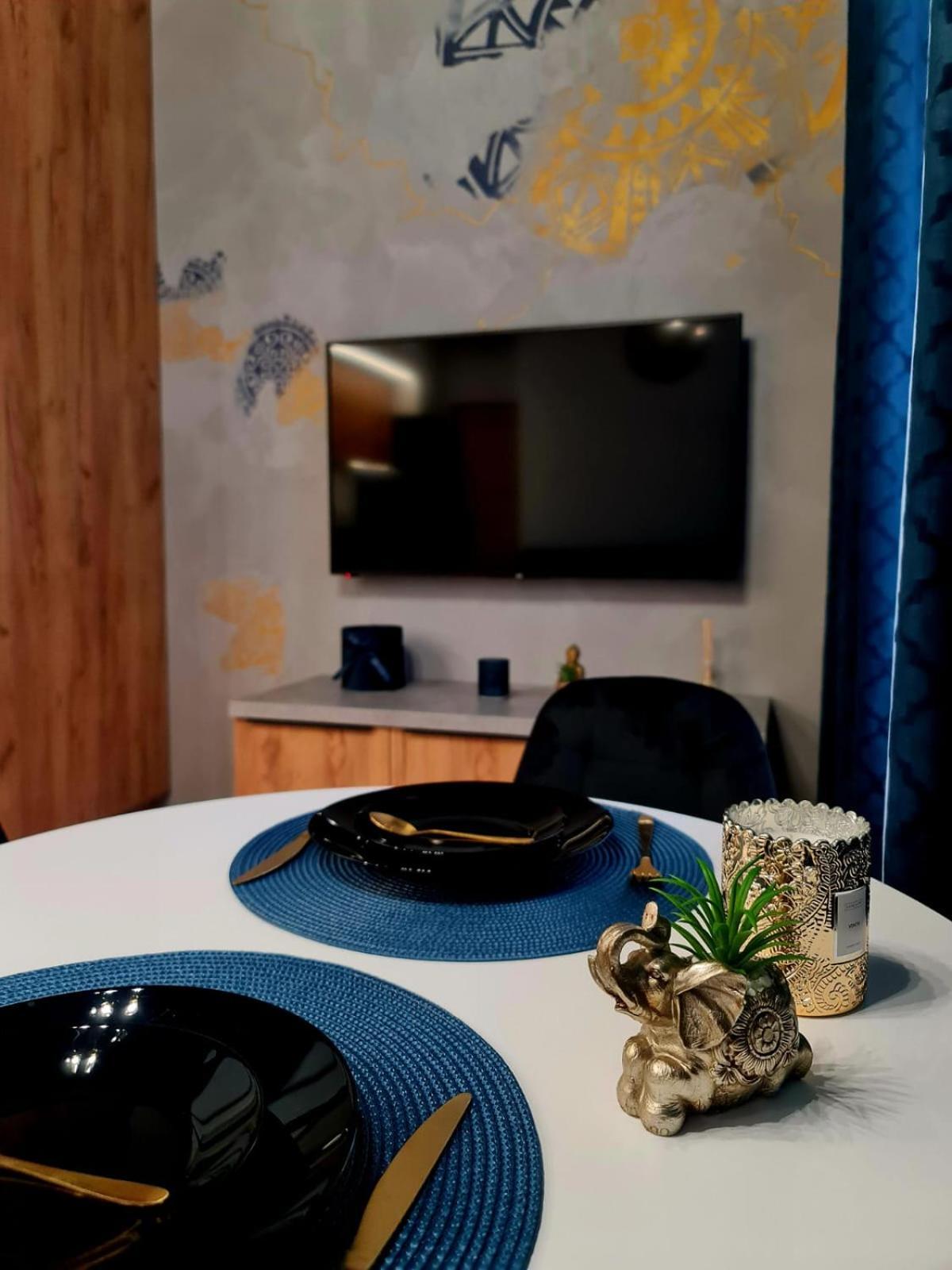 Hola Apartamenty Piotrkowska وودج المظهر الخارجي الصورة